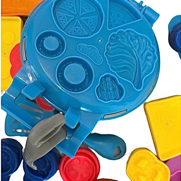 Play-doh BBQ and food cooking Playset kids preschool fun activity - Picture 3 of 4